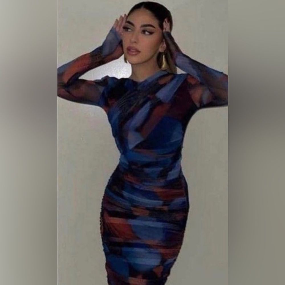 ZARA WOMAN NWT FW22 RED/ NAVY PRINTED TULLE SKIRT MEDIUM 5039/827 017/009 - Picture 2 of 9